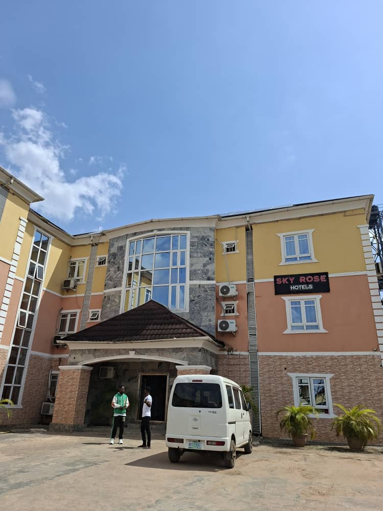 hotel-img